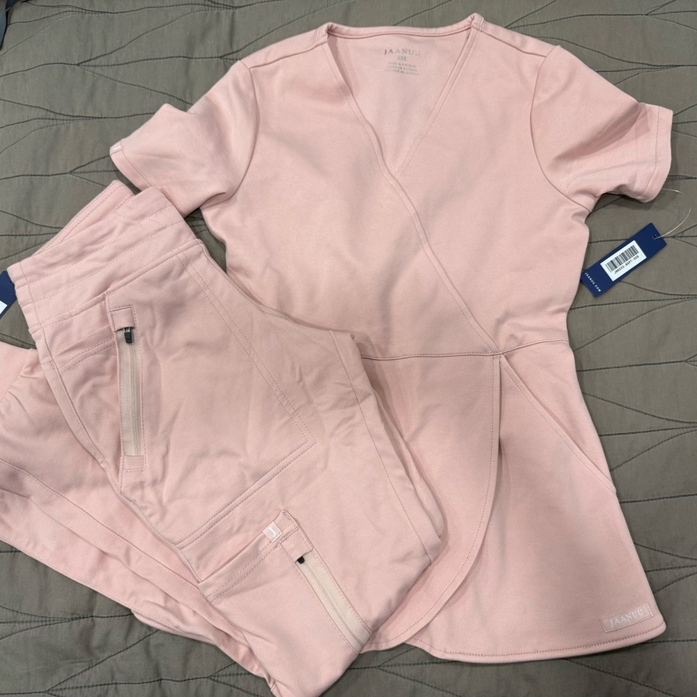Jaanuu Blush Pink Scrub Set
